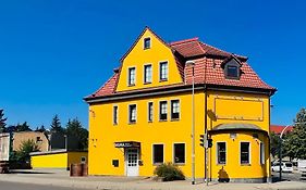 IKURA Hotel Self-check-in